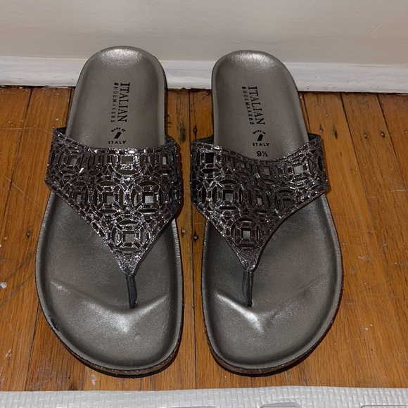 Italian Shoemakers silver sparkle sandals - Picture 2 of 7